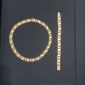 14K gold “hugs & kisses” necklace & bracelet!